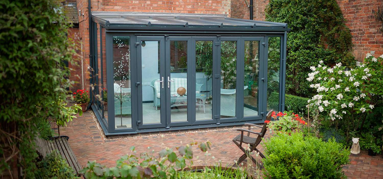 Lean to conservatory Bagshot